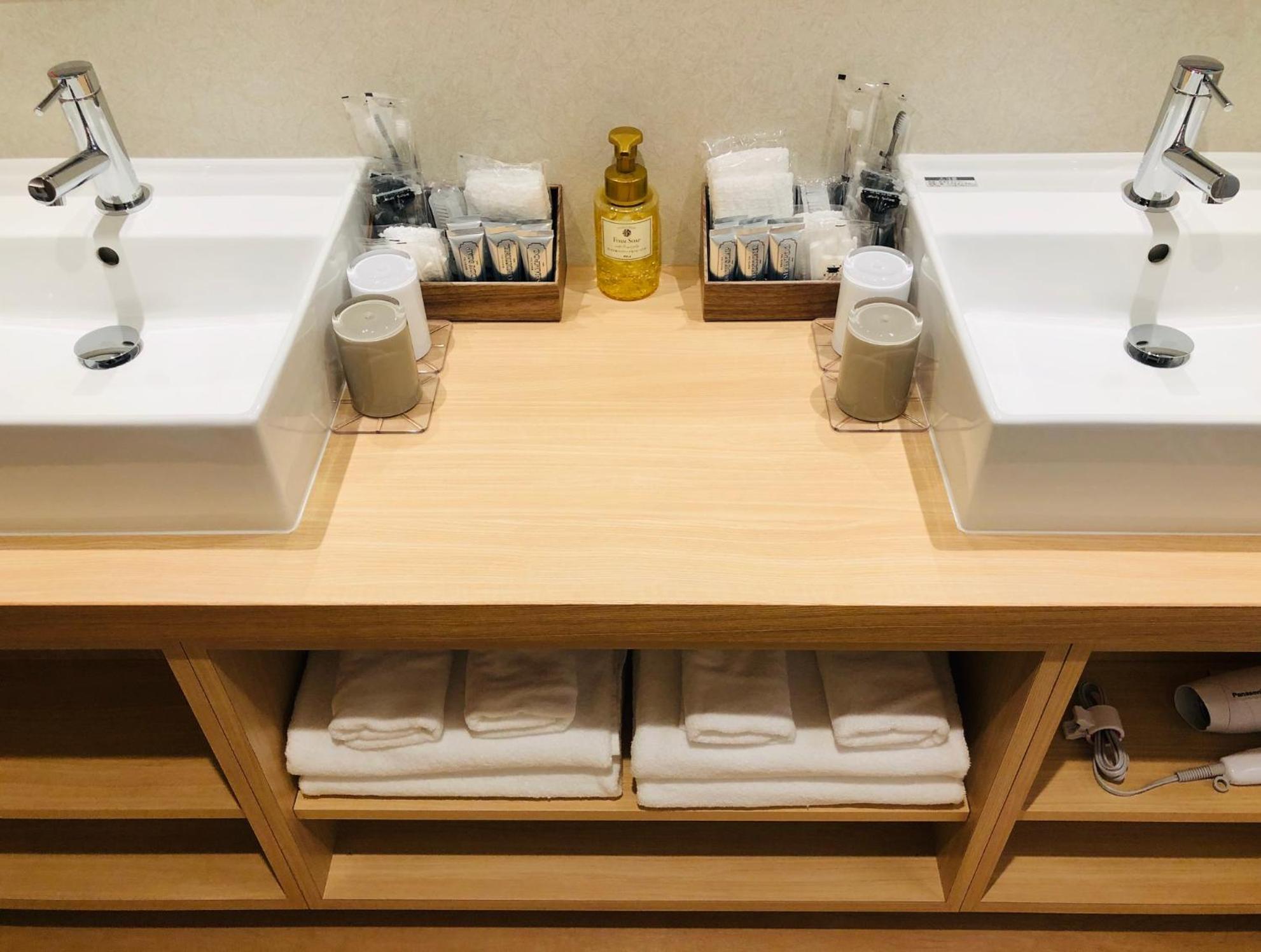 Henn Na Hotel Kanazawa Korimbo Exteriör bild
